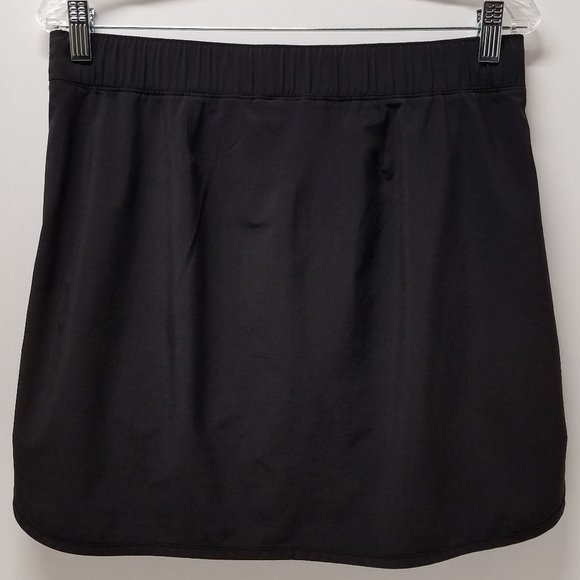 Athleta Stretch-in Skort in Black with Zippered Pockets - Picture 3 of 10